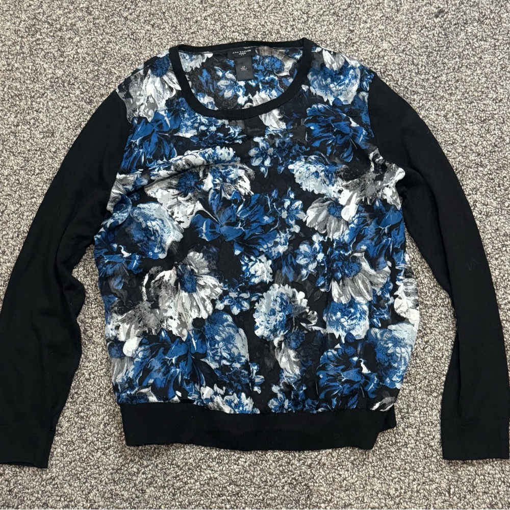 Ann Taylor Black and Blue Floral Sweater - Picture 3 of 8